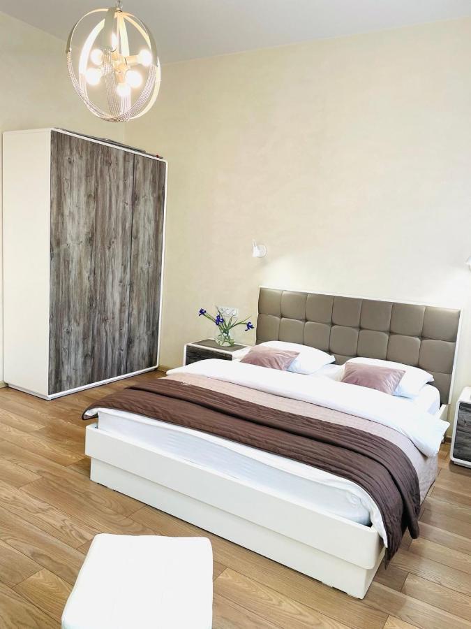 Apartment Жд Вокзал, Центр Lviv Extérieur photo